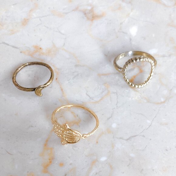 BRANDY MELVILLE Assorted Gold Rings Bundle - Picture 6 of 6